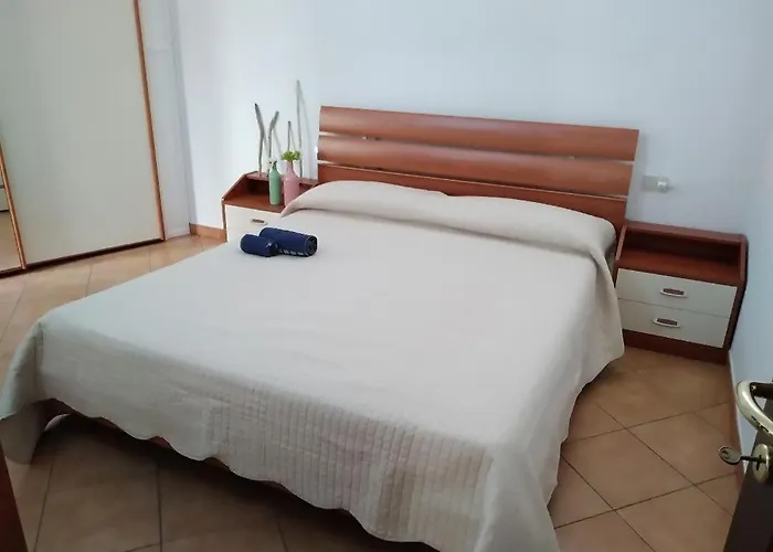 Dimora La Conchiglia アパート ブッジェッル